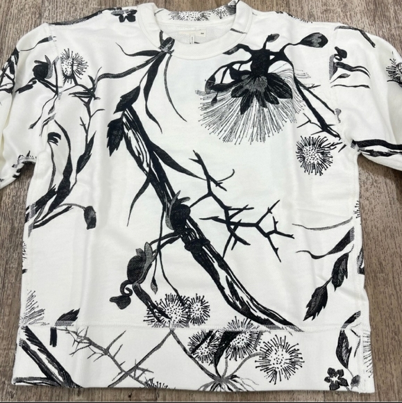 Rag & Bone Floral Long Sleeve Crew Neck Sweatshirt Black White nwt - Picture 10 of 12